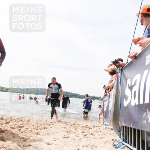 21.06.2026 - Viking Triathlon Michael Strokosch http://msf.ph/oto/9827612 21.06.2026 10:46:23 Schwimmen 91, 107, 322, 324, 403, 494, 497, 555, 563 meine-sportfotos.de