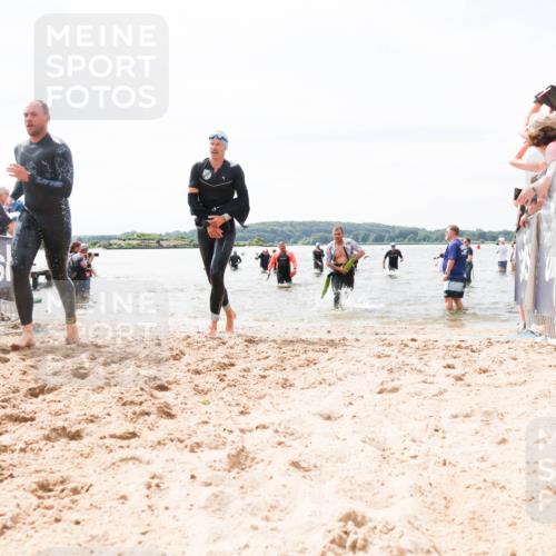 21.06.2026 - Viking Triathlon Michael Strokosch http://msf.ph/oto/9827624 21.06.2026 10:46:27 Schwimmen 91, 322, 324, 497, 555, 654 meine-sportfotos.de