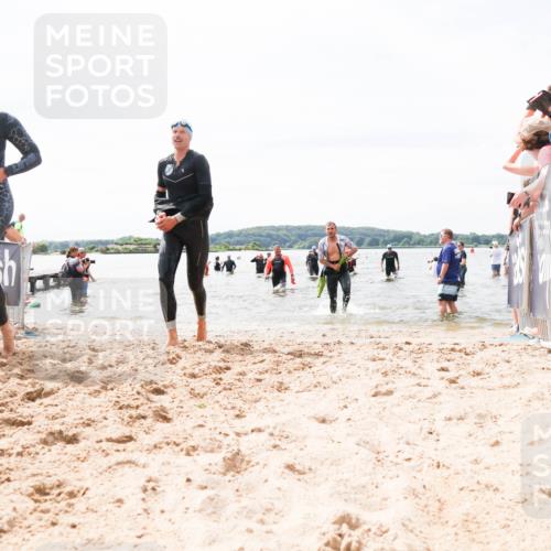 21.06.2026 - Viking Triathlon Michael Strokosch http://msf.ph/oto/9827625 21.06.2026 10:46:27 Schwimmen 91, 322, 324, 497, 555, 654 meine-sportfotos.de