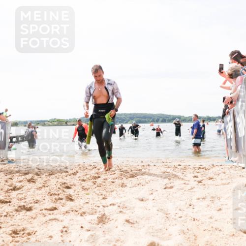 21.06.2026 - Viking Triathlon Michael Strokosch http://msf.ph/oto/9827636 21.06.2026 10:46:31 Schwimmen 322, 324, 388, 497, 654 meine-sportfotos.de