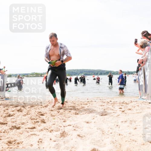 21.06.2026 - Viking Triathlon Michael Strokosch http://msf.ph/oto/9827637 21.06.2026 10:46:31 Schwimmen 322, 324, 388, 497, 654 meine-sportfotos.de