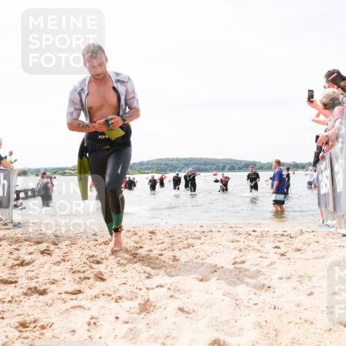 21.06.2026 - Viking Triathlon Michael Strokosch http://msf.ph/oto/9827638 21.06.2026 10:46:31 Schwimmen 322, 324, 388, 497, 654 meine-sportfotos.de