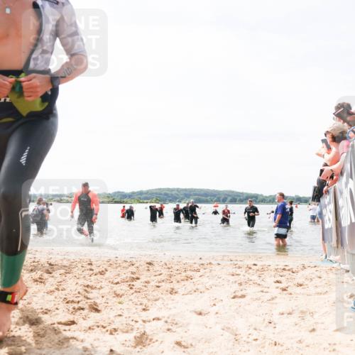 21.06.2026 - Viking Triathlon Michael Strokosch http://msf.ph/oto/9827640 21.06.2026 10:46:32 Schwimmen 156, 322, 324, 363, 388, 497, 654 meine-sportfotos.de