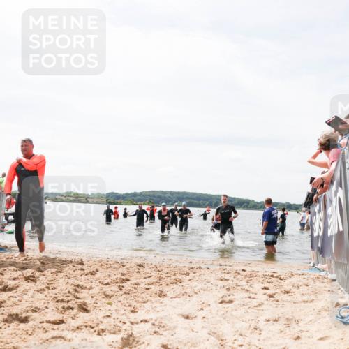 21.06.2026 - Viking Triathlon Michael Strokosch http://msf.ph/oto/9827650 21.06.2026 10:46:35 Schwimmen 156, 363, 388, 497, 650, 654 meine-sportfotos.de
