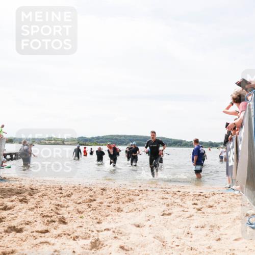 21.06.2026 - Viking Triathlon Michael Strokosch http://msf.ph/oto/9827653 21.06.2026 10:46:36 Schwimmen 156, 363, 388, 414, 650, 654 meine-sportfotos.de