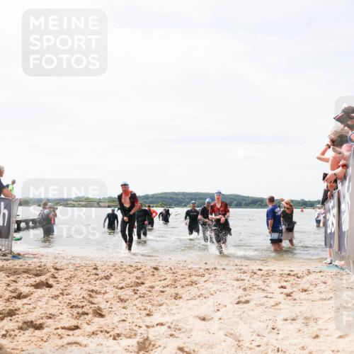 21.06.2026 - Viking Triathlon Michael Strokosch http://msf.ph/oto/9827665 21.06.2026 10:46:40 Schwimmen 156, 260, 341, 363, 388, 414, 650, 654 meine-sportfotos.de