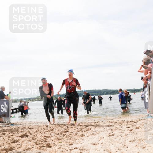21.06.2026 - Viking Triathlon Michael Strokosch http://msf.ph/oto/9827670 21.06.2026 10:46:42 Schwimmen 156, 260, 341, 363, 388, 414, 650 meine-sportfotos.de