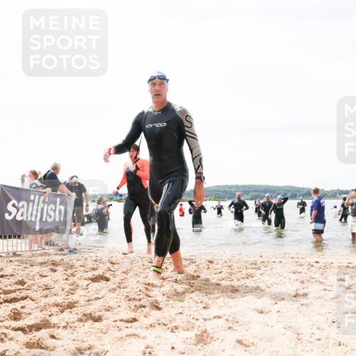 21.06.2026 - Viking Triathlon Michael Strokosch http://msf.ph/oto/9827692 21.06.2026 10:46:49 Schwimmen 173, 217, 260, 341, 358, 414, 443, 476, 650, 670 meine-sportfotos.de