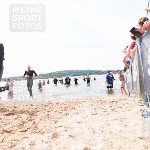 21.06.2026 - Viking Triathlon Michael Strokosch http://msf.ph/oto/9827769 21.06.2026 10:47:15 Schwimmen 155, 321, 346, 458 meine-sportfotos.de
