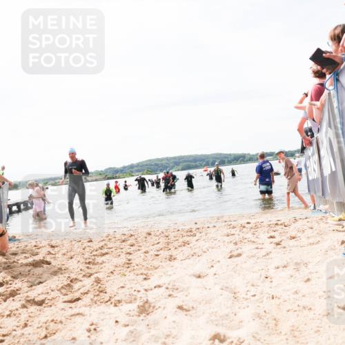 21.06.2026 - Viking Triathlon Michael Strokosch http://msf.ph/oto/9827770 21.06.2026 10:47:15 Schwimmen 155, 321, 346, 458 meine-sportfotos.de