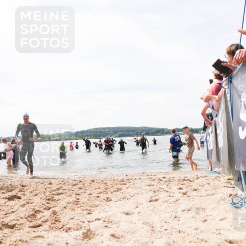 21.06.2026 - Viking Triathlon Michael Strokosch http://msf.ph/oto/9827772 21.06.2026 10:47:16 Schwimmen 116, 155, 321, 346, 458 meine-sportfotos.de