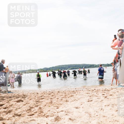 21.06.2026 - Viking Triathlon Michael Strokosch http://msf.ph/oto/9827778 21.06.2026 10:47:18 Schwimmen 116, 155, 321, 458 meine-sportfotos.de