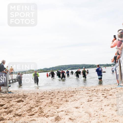 21.06.2026 - Viking Triathlon Michael Strokosch http://msf.ph/oto/9827782 21.06.2026 10:47:19 Schwimmen 116, 155, 317, 321, 458 meine-sportfotos.de