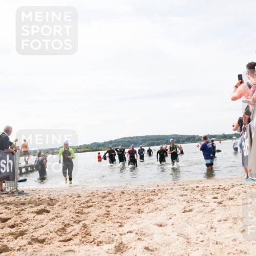 21.06.2026 - Viking Triathlon Michael Strokosch http://msf.ph/oto/9827784 21.06.2026 10:47:20 Schwimmen 116, 155, 212, 317, 321 meine-sportfotos.de