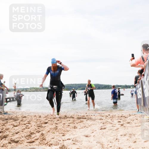 21.06.2026 - Viking Triathlon Michael Strokosch http://msf.ph/oto/9827828 21.06.2026 10:47:36 Schwimmen 123, 183, 297, 304, 352, 353, 469, 554, 571 meine-sportfotos.de