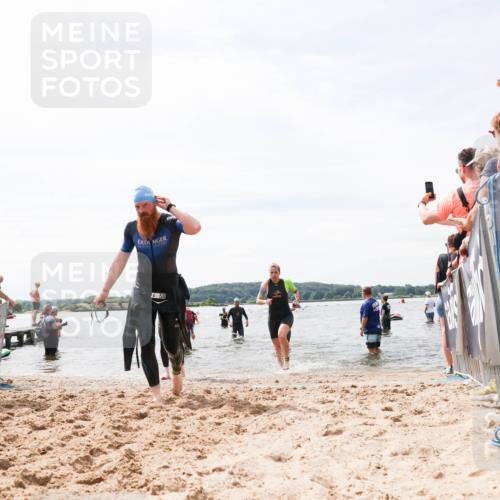 21.06.2026 - Viking Triathlon Michael Strokosch http://msf.ph/oto/9827829 21.06.2026 10:47:36 Schwimmen 123, 183, 297, 304, 352, 353, 469, 554, 571 meine-sportfotos.de