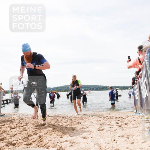 21.06.2026 - Viking Triathlon Michael Strokosch http://msf.ph/oto/9827831 21.06.2026 10:47:37 Schwimmen 56, 297, 304, 352, 353, 469, 554, 571 meine-sportfotos.de