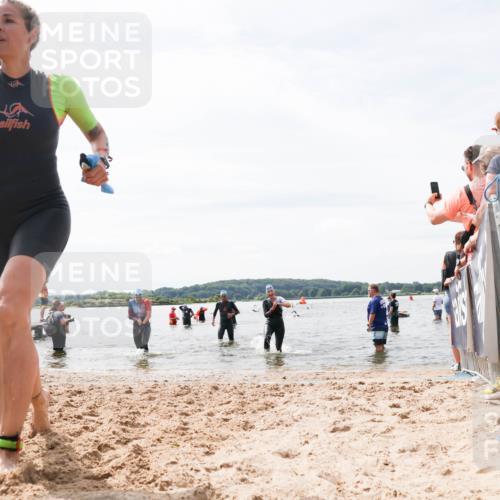 21.06.2026 - Viking Triathlon Michael Strokosch http://msf.ph/oto/9827838 21.06.2026 10:47:39 Schwimmen 56, 297, 304, 353, 469, 554, 571 meine-sportfotos.de