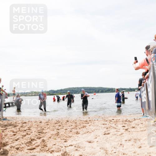 21.06.2026 - Viking Triathlon Michael Strokosch http://msf.ph/oto/9827839 21.06.2026 10:47:40 Schwimmen 56, 297, 304, 469, 554, 571 meine-sportfotos.de