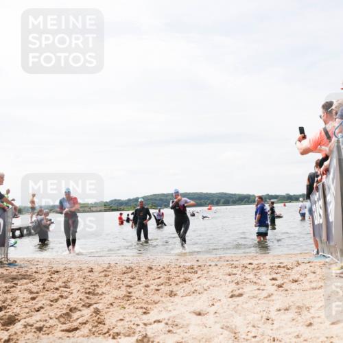 21.06.2026 - Viking Triathlon Michael Strokosch http://msf.ph/oto/9827844 21.06.2026 10:47:41 Schwimmen 56, 297, 304, 469, 554, 571 meine-sportfotos.de