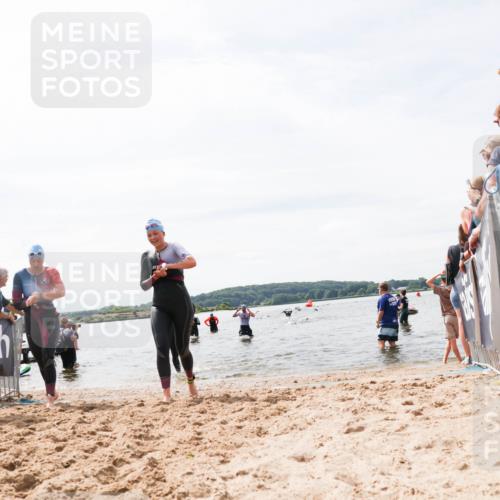 21.06.2026 - Viking Triathlon Michael Strokosch http://msf.ph/oto/9827853 21.06.2026 10:47:44 Schwimmen 56, 297, 554, 574 meine-sportfotos.de