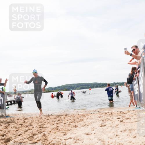 21.06.2026 - Viking Triathlon Michael Strokosch http://msf.ph/oto/9827860 21.06.2026 10:47:47 Schwimmen 56, 297, 554, 574 meine-sportfotos.de
