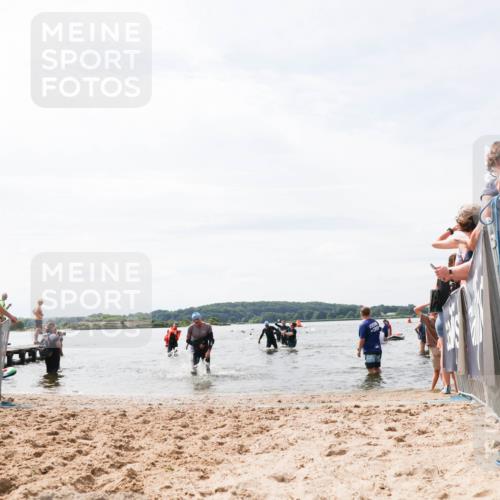 21.06.2026 - Viking Triathlon Michael Strokosch http://msf.ph/oto/9827886 21.06.2026 10:47:55 Schwimmen 60, 574 meine-sportfotos.de