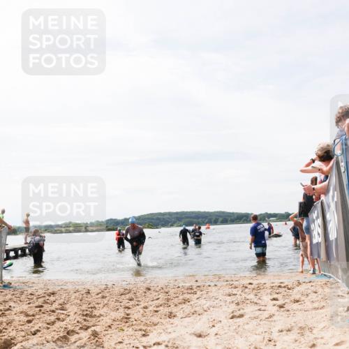 21.06.2026 - Viking Triathlon Michael Strokosch http://msf.ph/oto/9827888 21.06.2026 10:47:56 Schwimmen 60, 574 meine-sportfotos.de