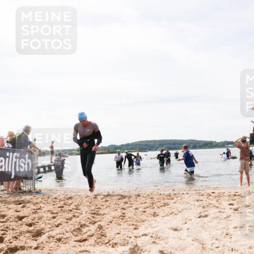 21.06.2026 - Viking Triathlon Michael Strokosch http://msf.ph/oto/9827899 21.06.2026 10:48:00 Schwimmen 60 meine-sportfotos.de