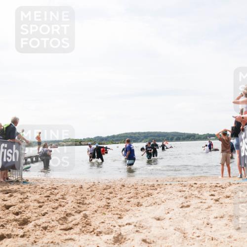 21.06.2026 - Viking Triathlon Michael Strokosch http://msf.ph/oto/9827904 21.06.2026 10:48:01 Schwimmen 60 meine-sportfotos.de