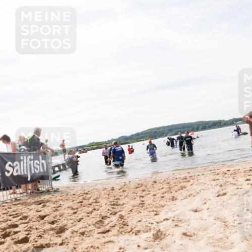 21.06.2026 - Viking Triathlon Michael Strokosch http://msf.ph/oto/9827910 21.06.2026 10:48:03 Schwimmen 60, 164, 638 meine-sportfotos.de