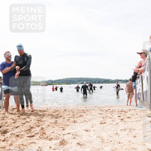 21.06.2026 - Viking Triathlon Michael Strokosch http://msf.ph/oto/9827948 21.06.2026 10:48:16 Schwimmen 101, 164, 198, 289, 638 meine-sportfotos.de