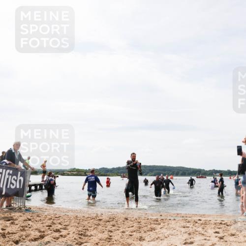 21.06.2026 - Viking Triathlon Michael Strokosch http://msf.ph/oto/9827980 21.06.2026 10:48:27 Schwimmen 101, 185, 207, 306, 495, 662 meine-sportfotos.de