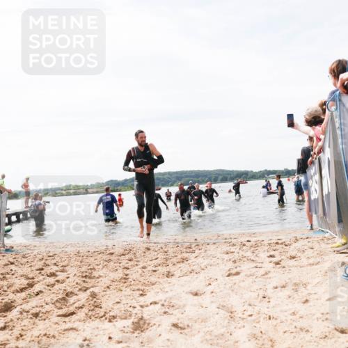 21.06.2026 - Viking Triathlon Michael Strokosch http://msf.ph/oto/9827986 21.06.2026 10:48:29 Schwimmen 101, 185, 207, 306, 495, 662 meine-sportfotos.de