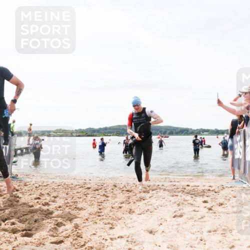 21.06.2026 - Viking Triathlon Michael Strokosch http://msf.ph/oto/9828032 21.06.2026 10:48:44 Schwimmen 181, 209 meine-sportfotos.de