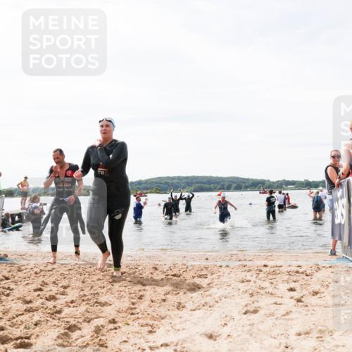21.06.2026 - Viking Triathlon Michael Strokosch http://msf.ph/oto/9828067 21.06.2026 10:48:55 Schwimmen 223, 378, 409, 549 meine-sportfotos.de