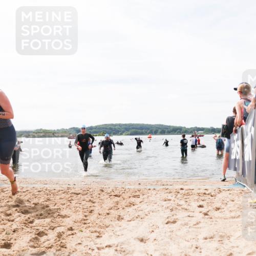 21.06.2026 - Viking Triathlon Michael Strokosch http://msf.ph/oto/9828087 21.06.2026 10:49:02 Schwimmen 378, 434, 549 meine-sportfotos.de