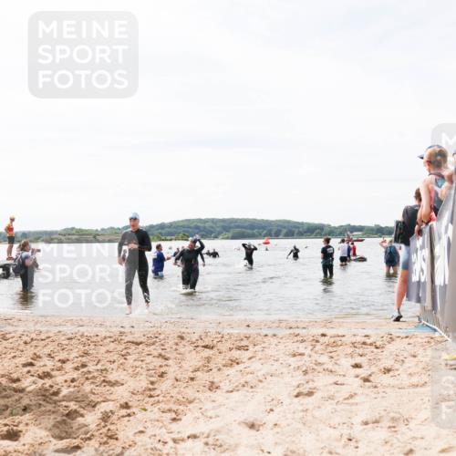 21.06.2026 - Viking Triathlon Michael Strokosch http://msf.ph/oto/9828088 21.06.2026 10:49:02 Schwimmen 378, 434, 549 meine-sportfotos.de