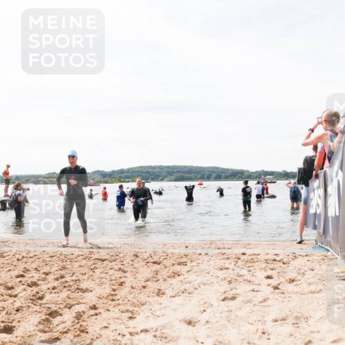 21.06.2026 - Viking Triathlon Michael Strokosch http://msf.ph/oto/9828090 21.06.2026 10:49:03 Schwimmen 291, 378, 434, 549 meine-sportfotos.de