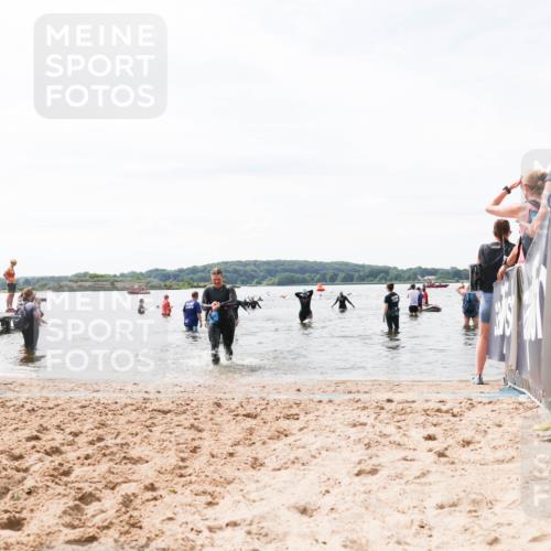 21.06.2026 - Viking Triathlon Michael Strokosch http://msf.ph/oto/9828095 21.06.2026 10:49:05 Schwimmen 291, 378, 434, 549 meine-sportfotos.de