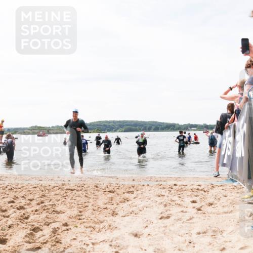 21.06.2026 - Viking Triathlon Michael Strokosch http://msf.ph/oto/9828114 21.06.2026 10:49:11 Schwimmen 291, 434, 498, 615 meine-sportfotos.de