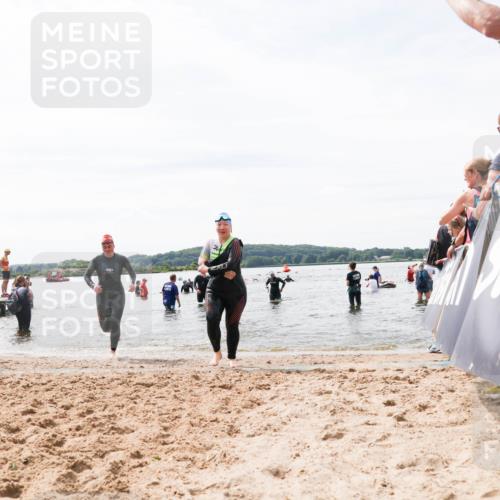 21.06.2026 - Viking Triathlon Michael Strokosch http://msf.ph/oto/9828130 21.06.2026 10:49:16 Schwimmen 291, 498, 615 meine-sportfotos.de