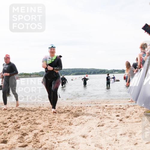 21.06.2026 - Viking Triathlon Michael Strokosch http://msf.ph/oto/9828133 21.06.2026 10:49:17 Schwimmen 291, 498, 615 meine-sportfotos.de