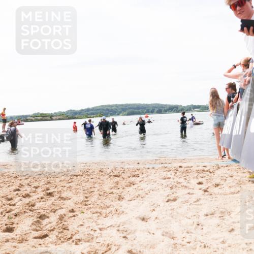 21.06.2026 - Viking Triathlon Michael Strokosch http://msf.ph/oto/9828143 21.06.2026 10:49:21 Schwimmen 314, 498, 615 meine-sportfotos.de