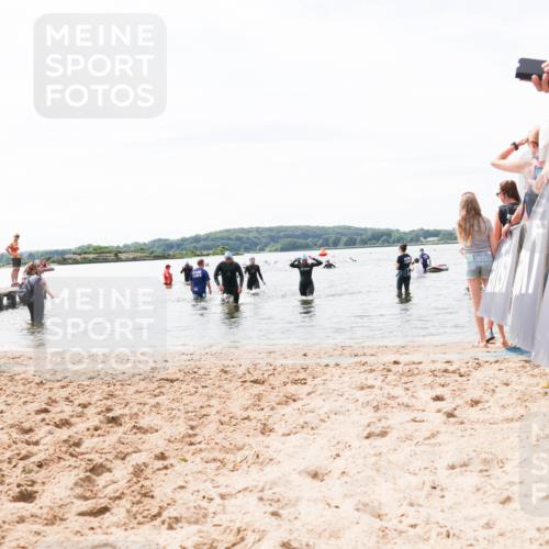 21.06.2026 - Viking Triathlon Michael Strokosch http://msf.ph/oto/9828145 21.06.2026 10:49:21 Schwimmen 314, 498, 615 meine-sportfotos.de