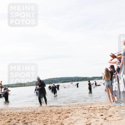 21.06.2026 - Viking Triathlon Michael Strokosch http://msf.ph/oto/9828172 21.06.2026 10:49:30 Schwimmen 314, 463, 483, 541 meine-sportfotos.de
