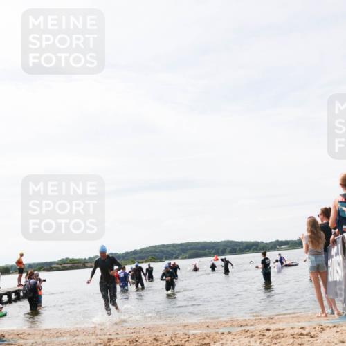 21.06.2026 - Viking Triathlon Michael Strokosch http://msf.ph/oto/9828189 21.06.2026 10:49:36 Schwimmen 206, 463, 483, 541 meine-sportfotos.de