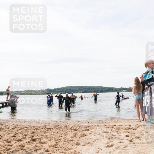 21.06.2026 - Viking Triathlon Michael Strokosch http://msf.ph/oto/9828200 21.06.2026 10:49:41 Schwimmen 206, 298, 483 meine-sportfotos.de