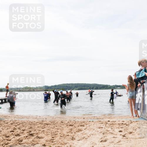 21.06.2026 - Viking Triathlon Michael Strokosch http://msf.ph/oto/9828201 21.06.2026 10:49:41 Schwimmen 206, 298, 483 meine-sportfotos.de