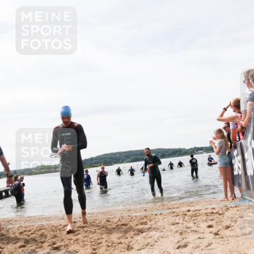 21.06.2026 - Viking Triathlon Michael Strokosch http://msf.ph/oto/9828248 21.06.2026 10:49:59 Schwimmen 124, 178, 192, 523, 629, 639 meine-sportfotos.de